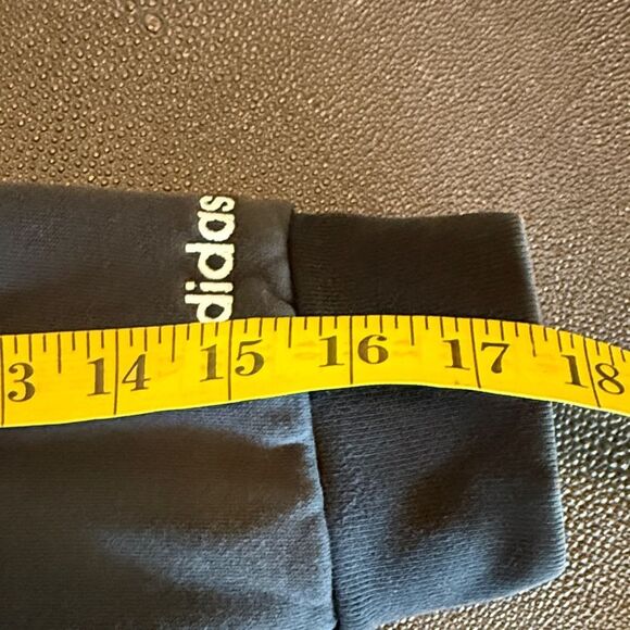 Adidas Black Adicolor Shattered Trefoil oversized Sweatshirt size S - Picture 10 of 10